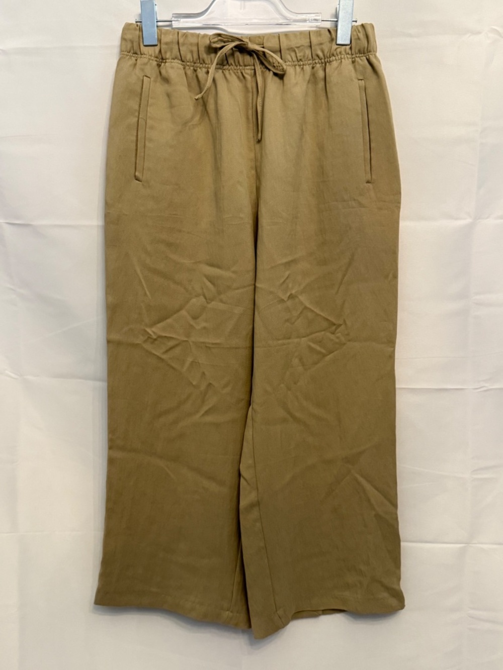 NWOT INDUSTRY Dark Khaki Lightweight Pants (M)